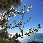 Vento Largo, Casa Irene