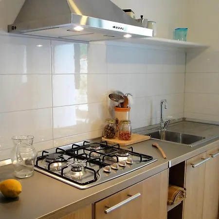 Vento Largo, Casa Irene *