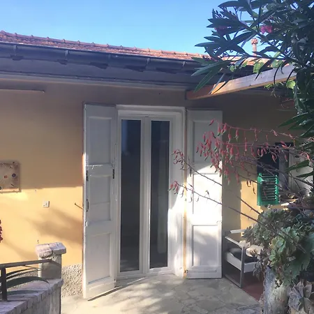 Vento Largo, Casa Irene アパート *